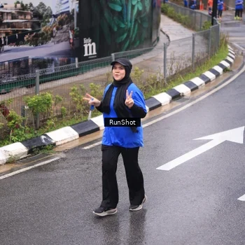 Runner Photo 7938616