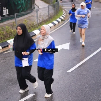 Runner Photo 7938650