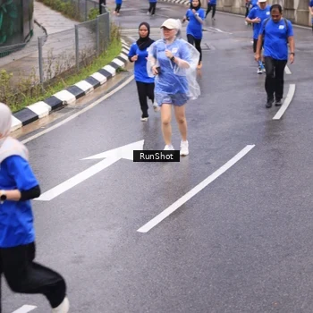Runner Photo 7938654