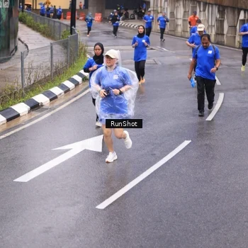 Runner Photo 7938656