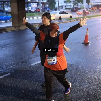 Runner Photo 7938662