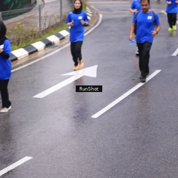 Runner Photo 7938678