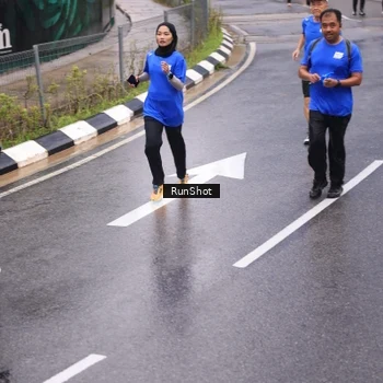Runner Photo 7938682