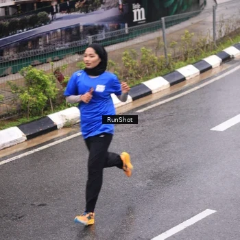 Runner Photo 7938699