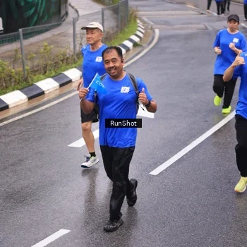 Runner Photo 7938707