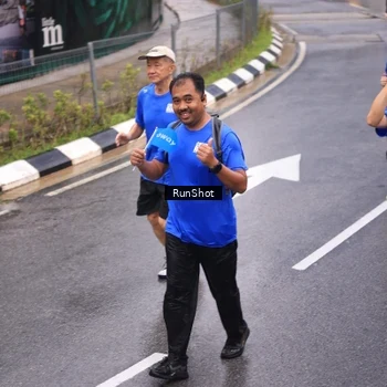 Runner Photo 7938710