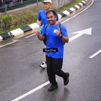 Runner Photo 7938715