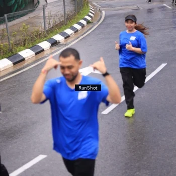 Runner Photo 7938719
