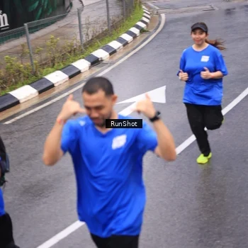 Runner Photo 7938722