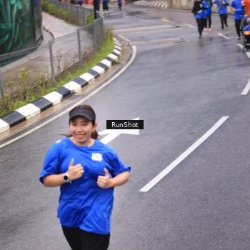 Runner Photo 7938734