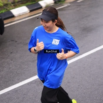 Runner Photo 7938745