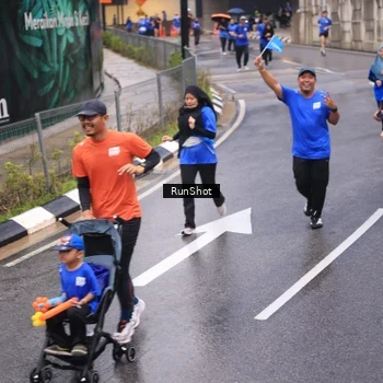 Runner Photo 7938765