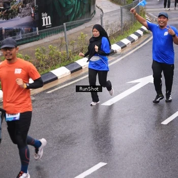 Runner Photo 7938767