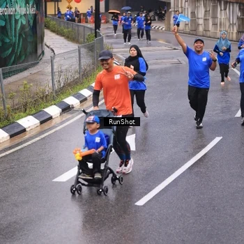 Runner Photo 7938777