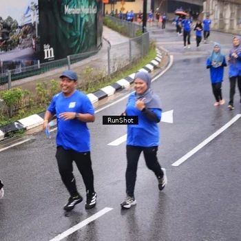 Runner Photo 7938781
