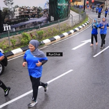 Runner Photo 7938793