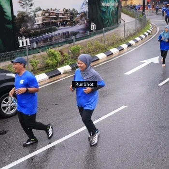Runner Photo 7938794