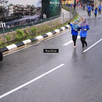 Runner Photo 7938802