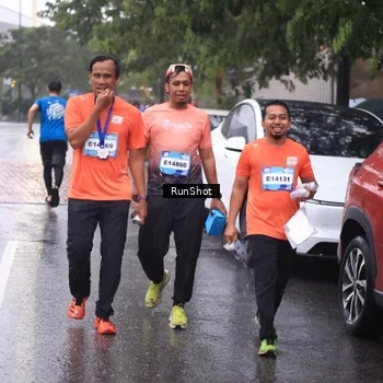 Runner Photo 7938806