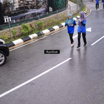 Runner Photo 7938811