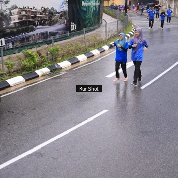 Runner Photo 7938815