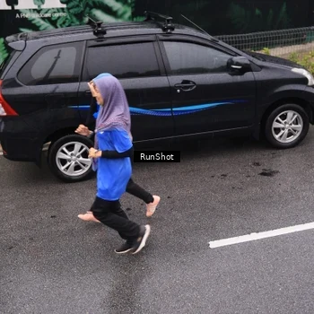 Runner Photo 7938838
