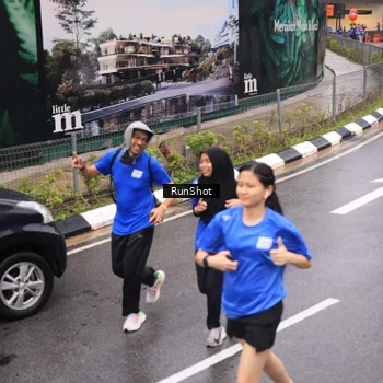 Runner Photo 7938854