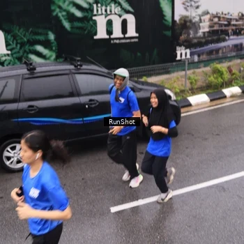 Runner Photo 7938861