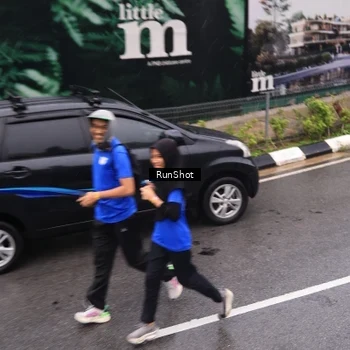Runner Photo 7938866