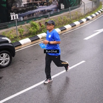 Runner Photo 7938876
