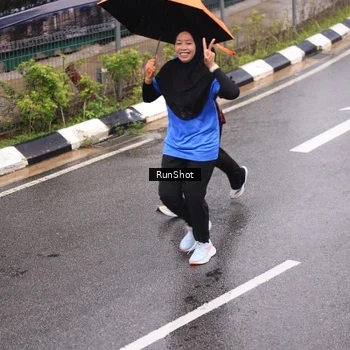 Runner Photo 7938895