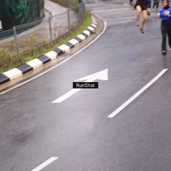 Runner Photo 7938897
