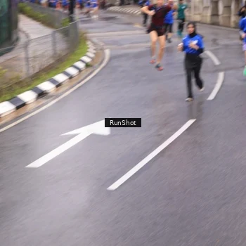 Runner Photo 7938898