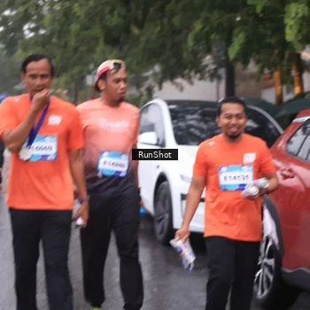 Runner Photo 7938938