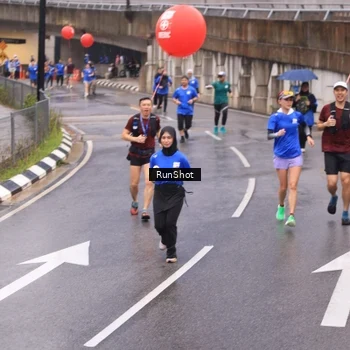 Runner Photo 7938939