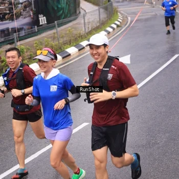 Runner Photo 7938953