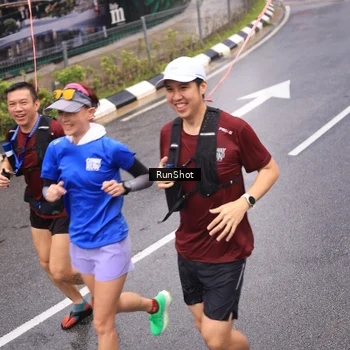 Runner Photo 7938956