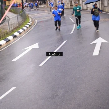 Runner Photo 7938959