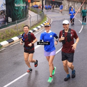 Runner Photo 7938962