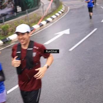 Runner Photo 7938963
