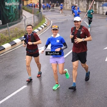 Runner Photo 7938964