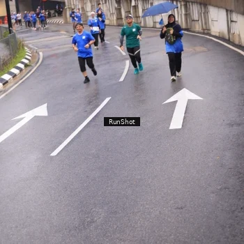 Runner Photo 7938965