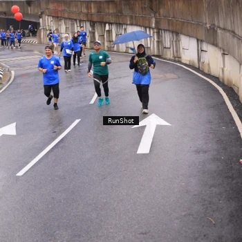 Runner Photo 7938972
