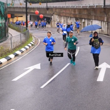 Runner Photo 7938977