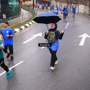 Runner Photo 7939004