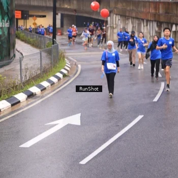 Runner Photo 7939018