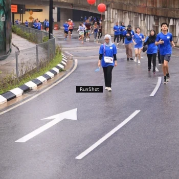 Runner Photo 7939023