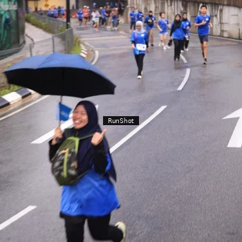 Runner Photo 7939026