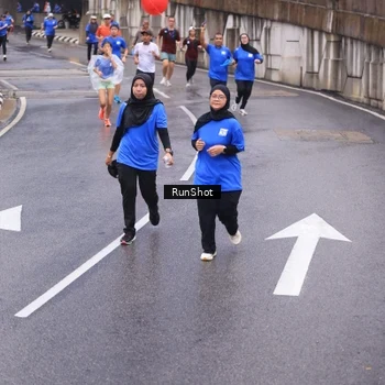 Runner Photo 7939048