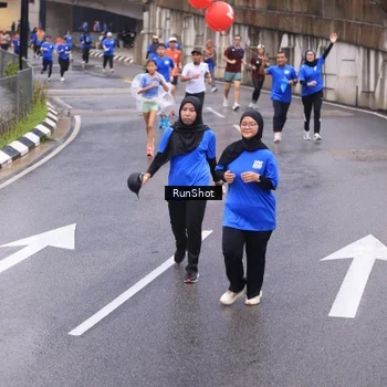 Runner Photo 7939054